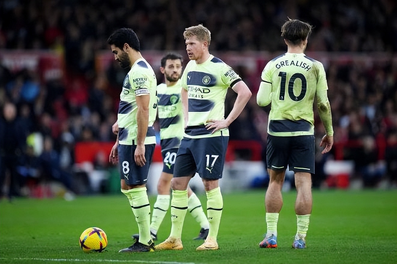 PUBG x 杜卡迪联动 驾驶炫彩摩托车皮肤畅游游戏