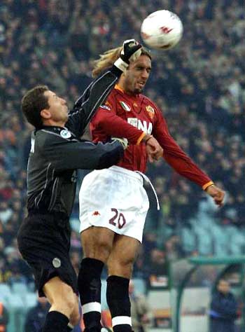 老来俏！曼城功勋中场巨星今夏自由身离队，引得意甲两大豪强疯抢