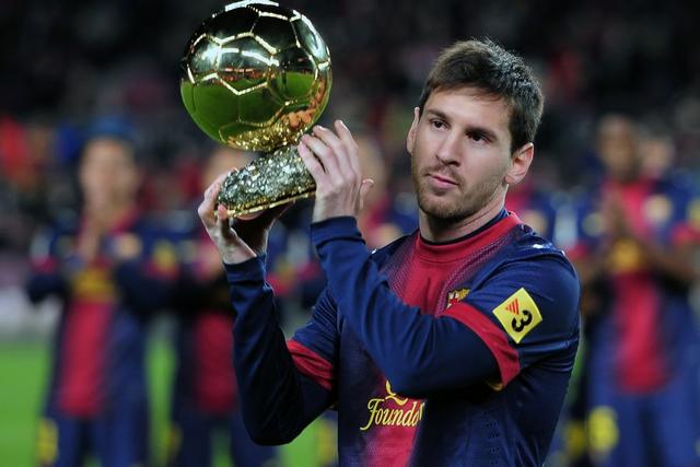 巴萨躲过一劫？尼科19场3球，年薪比肩亚马尔，毕巴给10年长约